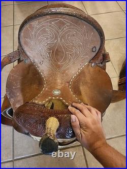 13.5 Circle Y Martha Josey Barrel Racing Saddle Leather YOAKUM, INC. Texas
