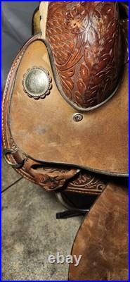 13.5 Circle Y Martha Josey Barrel Racing Saddle Leather YOAKUM, INC. Texas