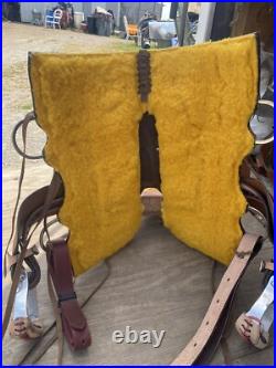 13 Royal King Boulder two-tone roughout youth Western barrel saddle