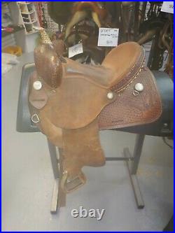 14 Dakota Western Saddle