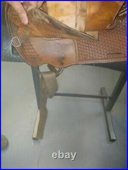 14 Dakota Western Saddle