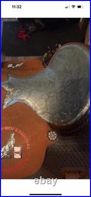 14 Marlene McRae Special EFFX 2015 NFR Qualifying Barrel Saddle