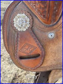 14 Sherri Cervi Barrel Saddle