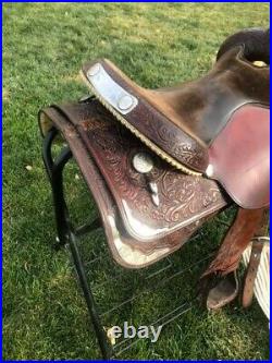 15.5 Circle Y ShowithTrail Saddle Beautiful Quality Saddle
