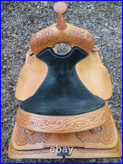 15 Circle Y Park & Trail Saddle Made in Texas