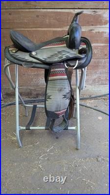 16 Abetta Western Saddle