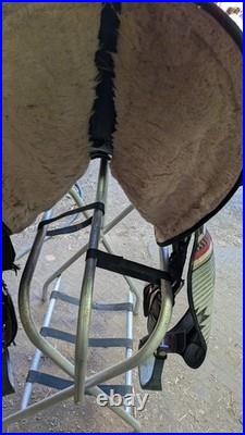 16 Abetta Western Saddle