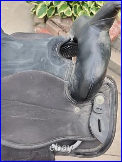 16 Abetta Western Saddle With Stirrups