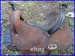 16 Circle Y High Horse Lindale Barrel Saddle