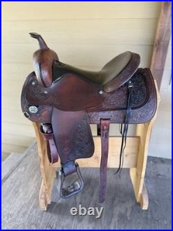 16 Circle Y Park and Trail Western Saddle- Gorgeous tooling