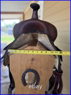 16 Circle Y Park and Trail Western Saddle- Gorgeous tooling