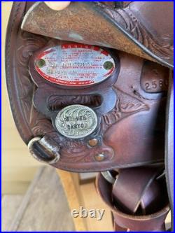 16 Circle Y Park and Trail Western Saddle- Gorgeous tooling