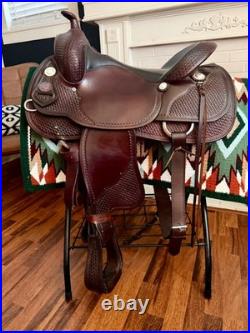 16 Crates Reining Saddle In Beautiful Condition Horse Show