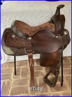 16 Maverick by Longhorn Western Pleasure Saddle with silver/chrome details