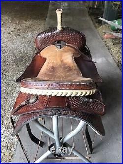 16 Ozark Trail Cutting Saddle