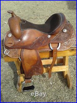 16 Reining Trail Saddle Reiner