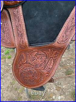 16 Silver Royal Western treeless saddle dark oil leather with suede barrel trail