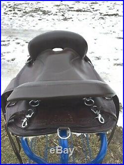 16 brown leather hornless gaited horse trail/endurance saddle