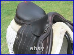 17.5 EQUIPE EK26 close contact jumping saddle-WIDE +2 TREE 2023 MODEL + COVER