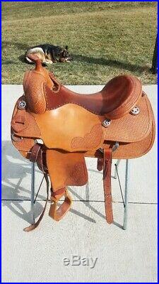 17 Bob's Custom Reining Saddle