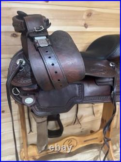17 Circle Y Flex-Lite Western Trail Saddle Model 1552
