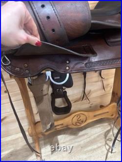 17 Circle Y Flex-Lite Western Trail Saddle Model 1552