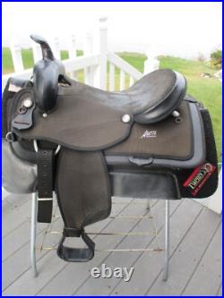17'' twotone high cantle abetta Western trail saddle regular QH BARS