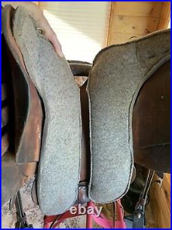 18Tucker Equitation Endurance Saddle, used Good condition. Black and brown