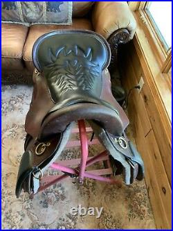 18Tucker Equitation Endurance Saddle, used Good condition. Black and brown