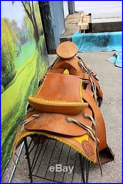 46-19 Genuine Charro Mexican saddle made by Roberto Cabrera with pad & tapaderos