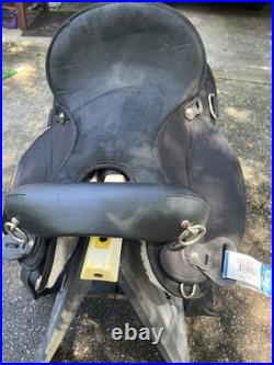 Abetta Endurance Synthetic Saddle 205105BK 16 Blemishes On Underside