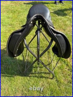Albion SL Dressage Saddle 17 M TB