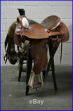 American Saddelry, 15in Roping Saddle with light Tooling