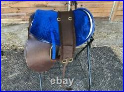 Australian Outback Saddle 17 brown with blue saddle pad girth leathers stirrups