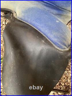 Australian style saddle, no horn, USED, see pics for condition/measurement