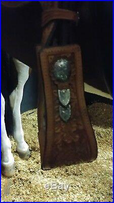 BLUE RIBBON Western Show Saddle. Beautiful