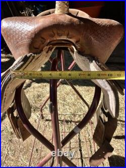 Barrel Saddle 15' seat 9' Gullet