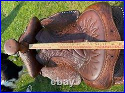 Beautiful Used/vintage Big Horn 15 buckstitched Western trail/pleasure saddle