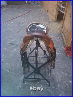 Big Horn Endurance Saddle 16 Seat SQHB 801 Great Western Trail