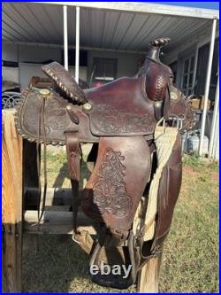Bill farrow roping Saddle Brown Leather Traditional 15 in Tooled Floral Pattern