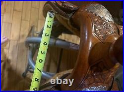 Billy Cook Show Saddle. DEMO CONDITION