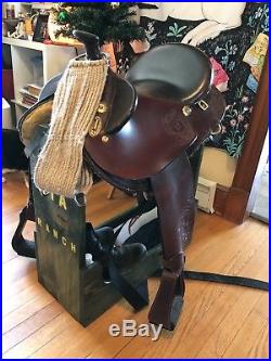 Brisbane Roughout Trail Saddle with Horn