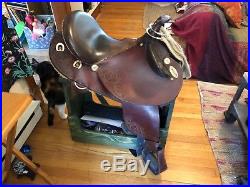 Brisbane Roughout Trail Saddle with Horn