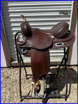 Circle P Winchester 16 Western Saddle