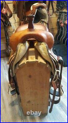Circle Y 17 inch cutting saddle