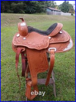 Circle Y Equitation Western Show Saddle. 15in seat 7in gullet