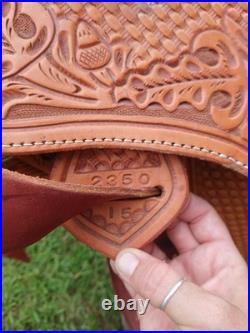 Circle Y Equitation Western Show Saddle. 15in seat 7in gullet