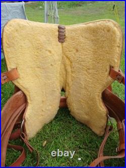 Circle Y Equitation Western Show Saddle. 15in seat 7in gullet
