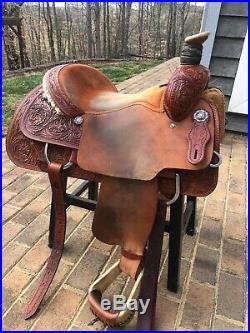 Circle Y Roping Saddle, Bigsby Roper, 15 inch Seat, Excellent cond