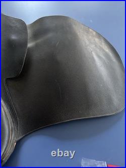 Courbette Horse Saddle. Large Size (measured) Black Leather. Good Condition